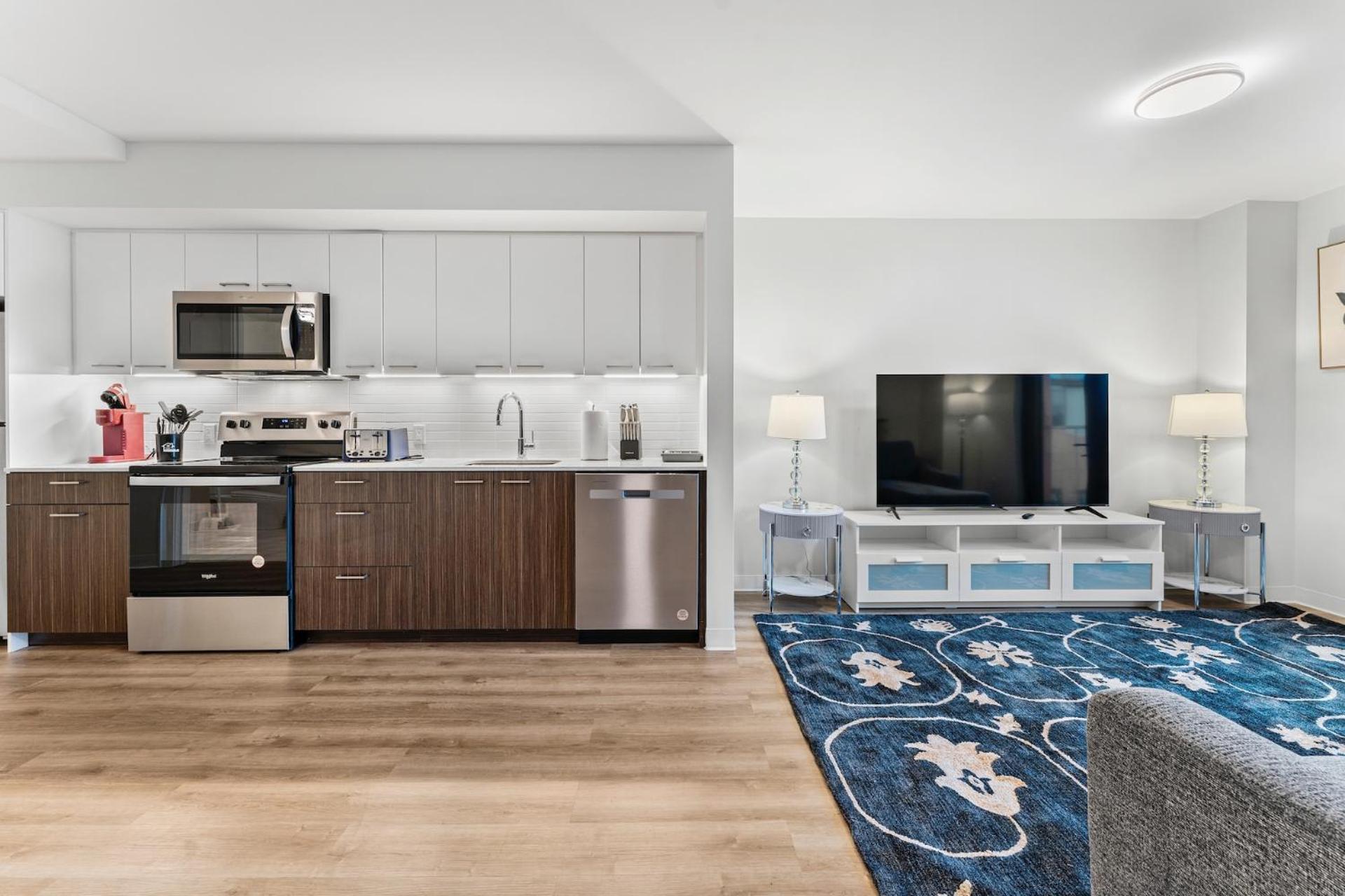 Furnished Luxury Apartment Next To Harvard Stadium ボストン エクステリア 写真