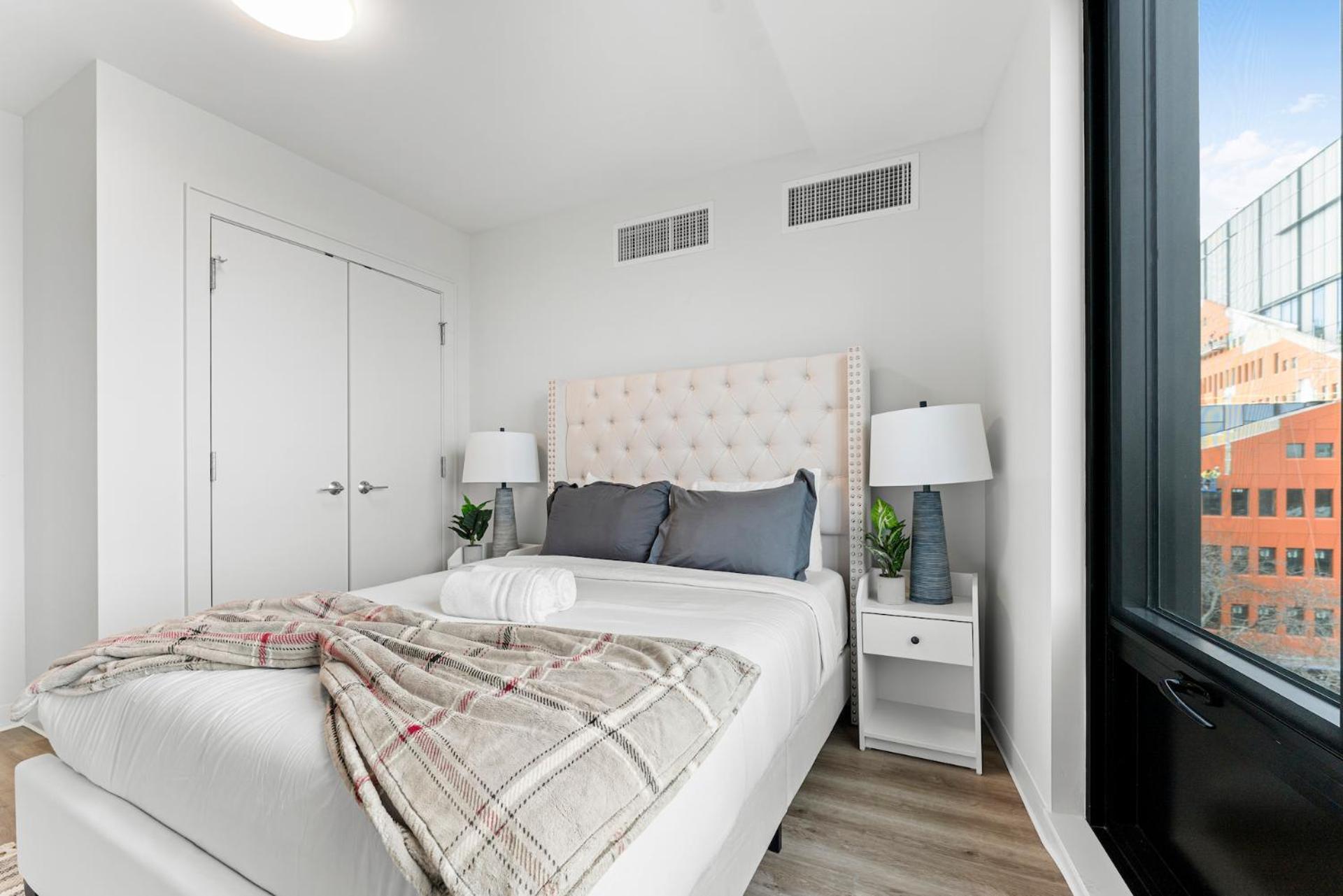 Furnished Luxury Apartment Next To Harvard Stadium ボストン エクステリア 写真