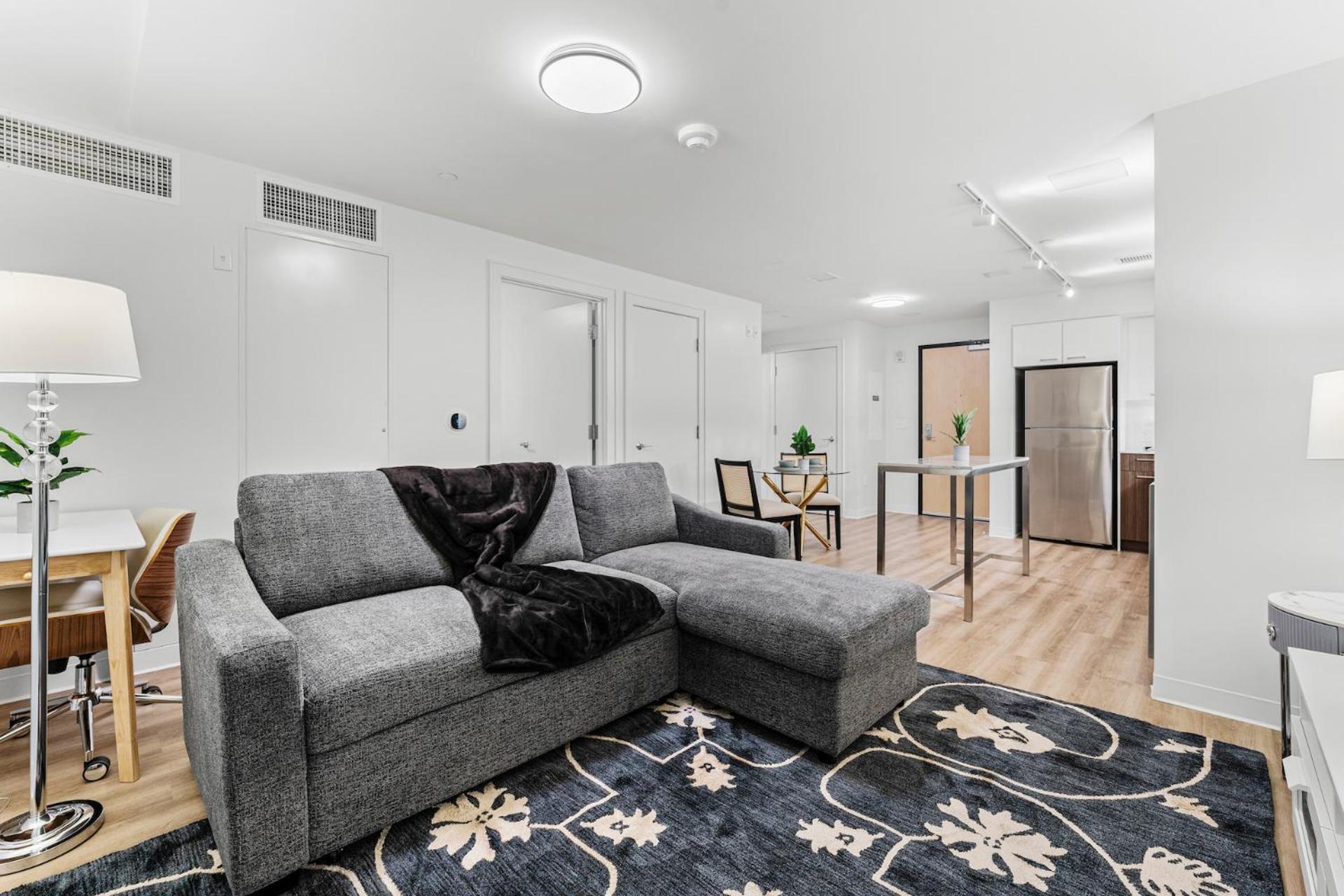 Furnished Luxury Apartment Next To Harvard Stadium ボストン エクステリア 写真
